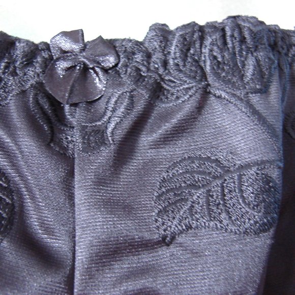 NWT Fashion Form Satin floral Embroidered Garter Belt Black Center Front Bow - Picture 12 of 15